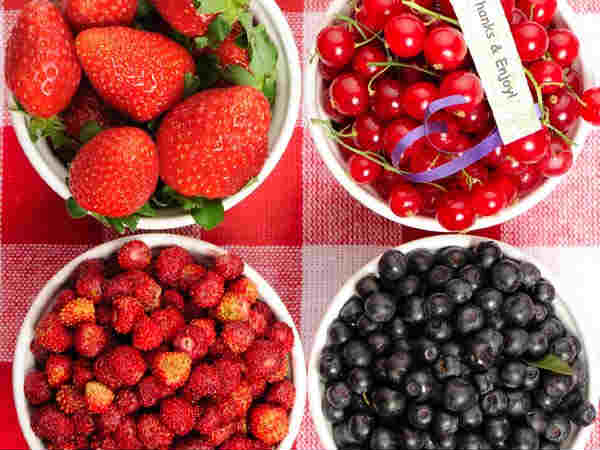 [Image: 4-loai-qua-giup-da-ban-trang-tuoi-min-ma...xuyen2.jpg]