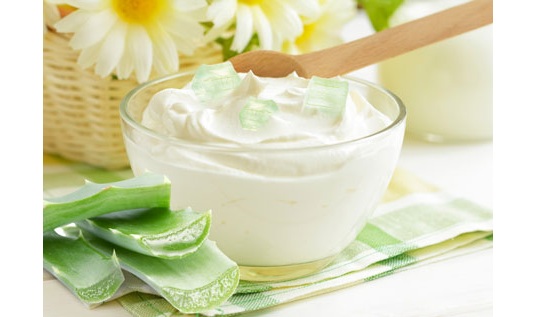 Hướng dẫn cách làm kem trộn không hại da, an toàn tại nhà