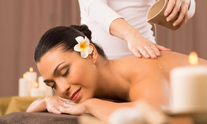 Những Lợi Ích Từ Việc Massage Cùng Tinh Dầu Thiên Nhiên